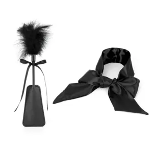 SM Flirtatious Feather Spanking Leather Paddle Adult